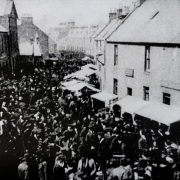 A crowded High Street Turriff in 1890